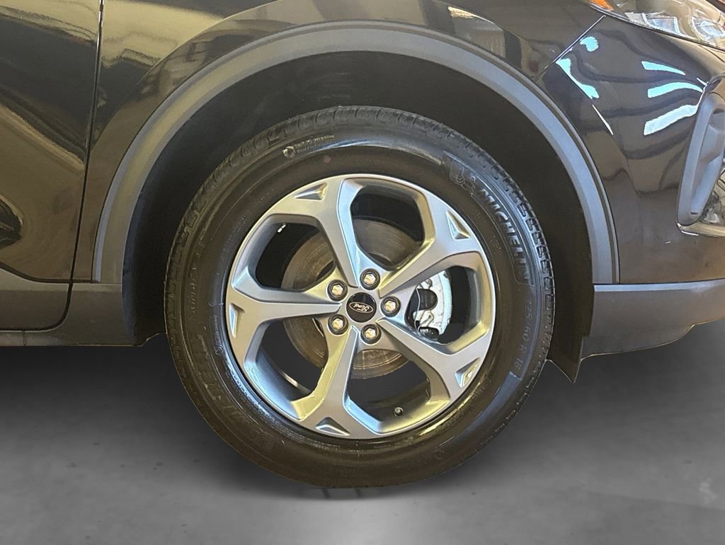 Certified 2025 Ford Escape ST-Line image 19