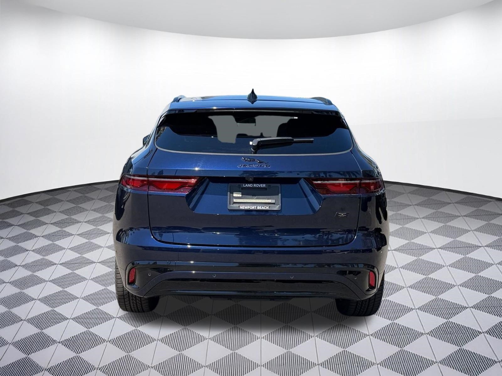 New 2026 Jaguar F-PACE R-Dynamic S AWD/4WD image 10