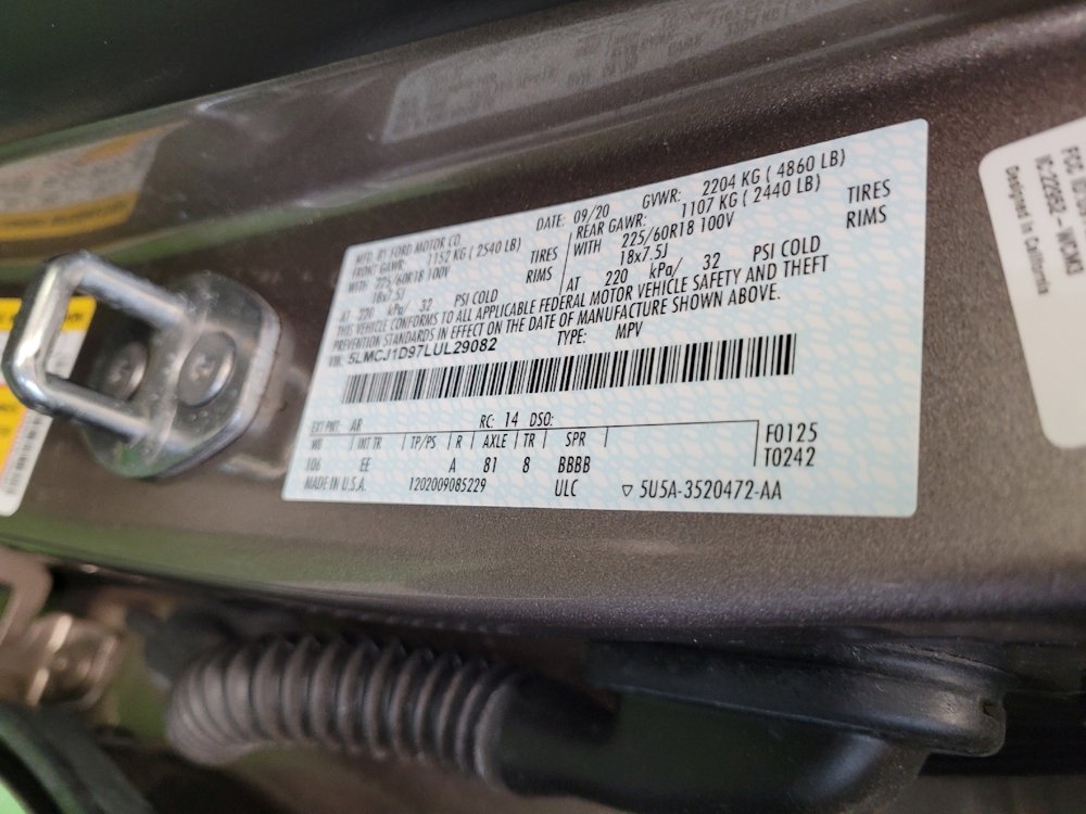 Used 2020 Lincoln Corsair w/ Equipment Group 101A image 33