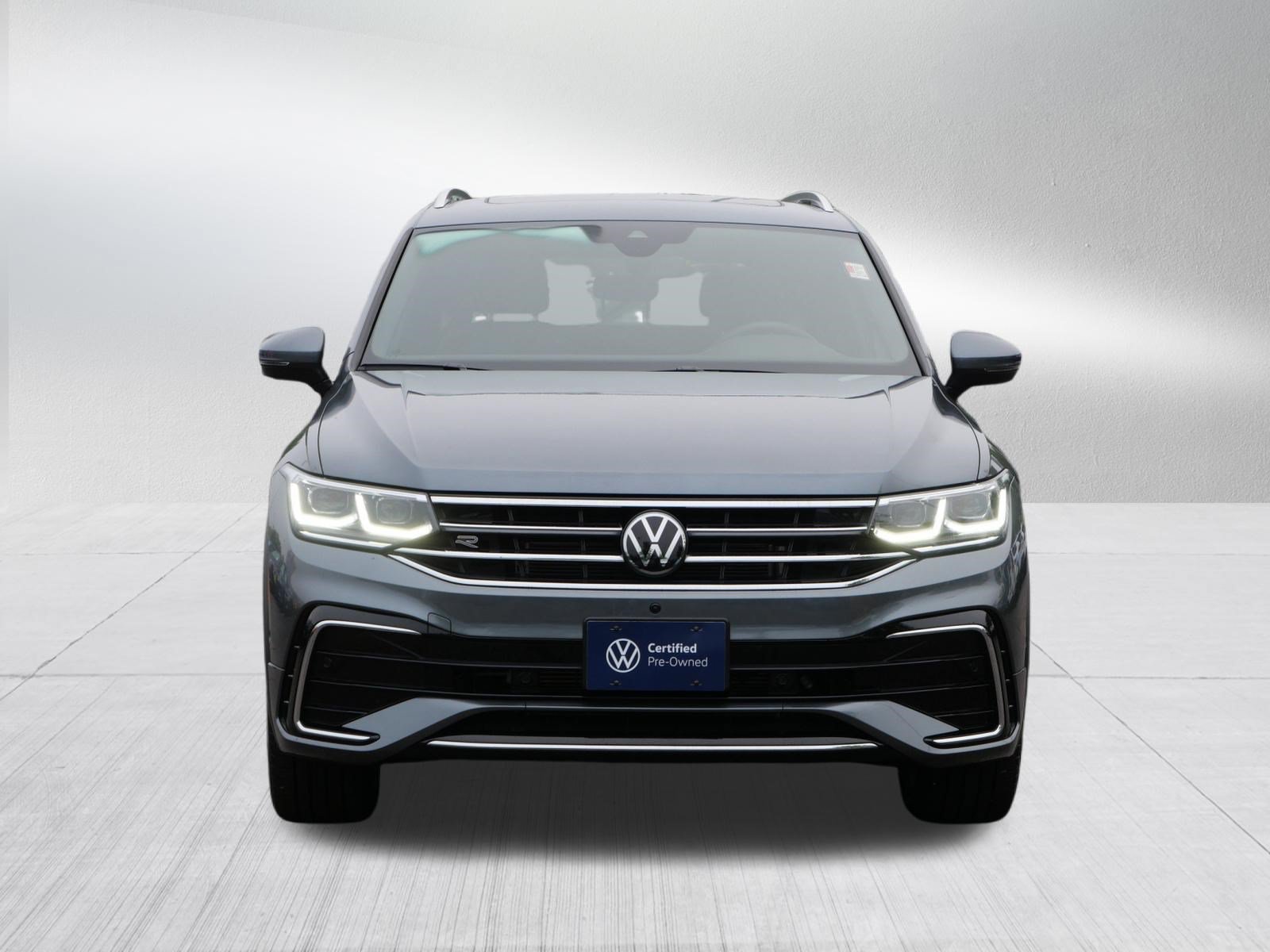 Certified 2024 Volkswagen Tiguan SEL R-Line AWD/4WD image 2