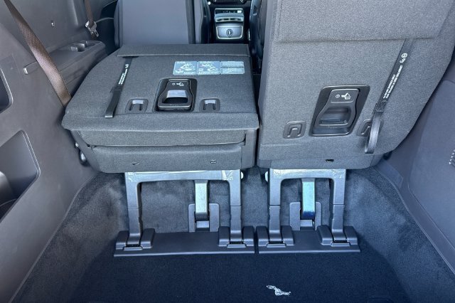 New 2027 Kia Carnival EX FWD image 18