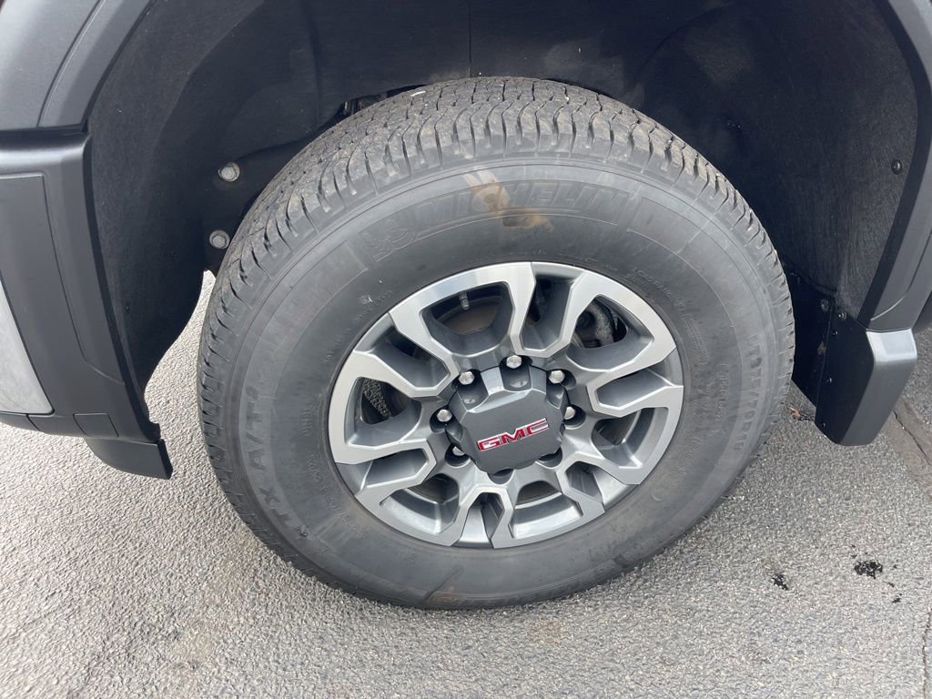 Used 2024 GMC Sierra 2500 SLE w/ SLE Value Package; image 21