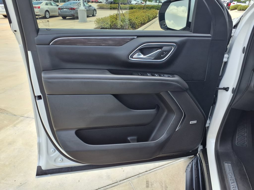 Used 2024 Chevrolet Tahoe LT AWD/4WD image 15
