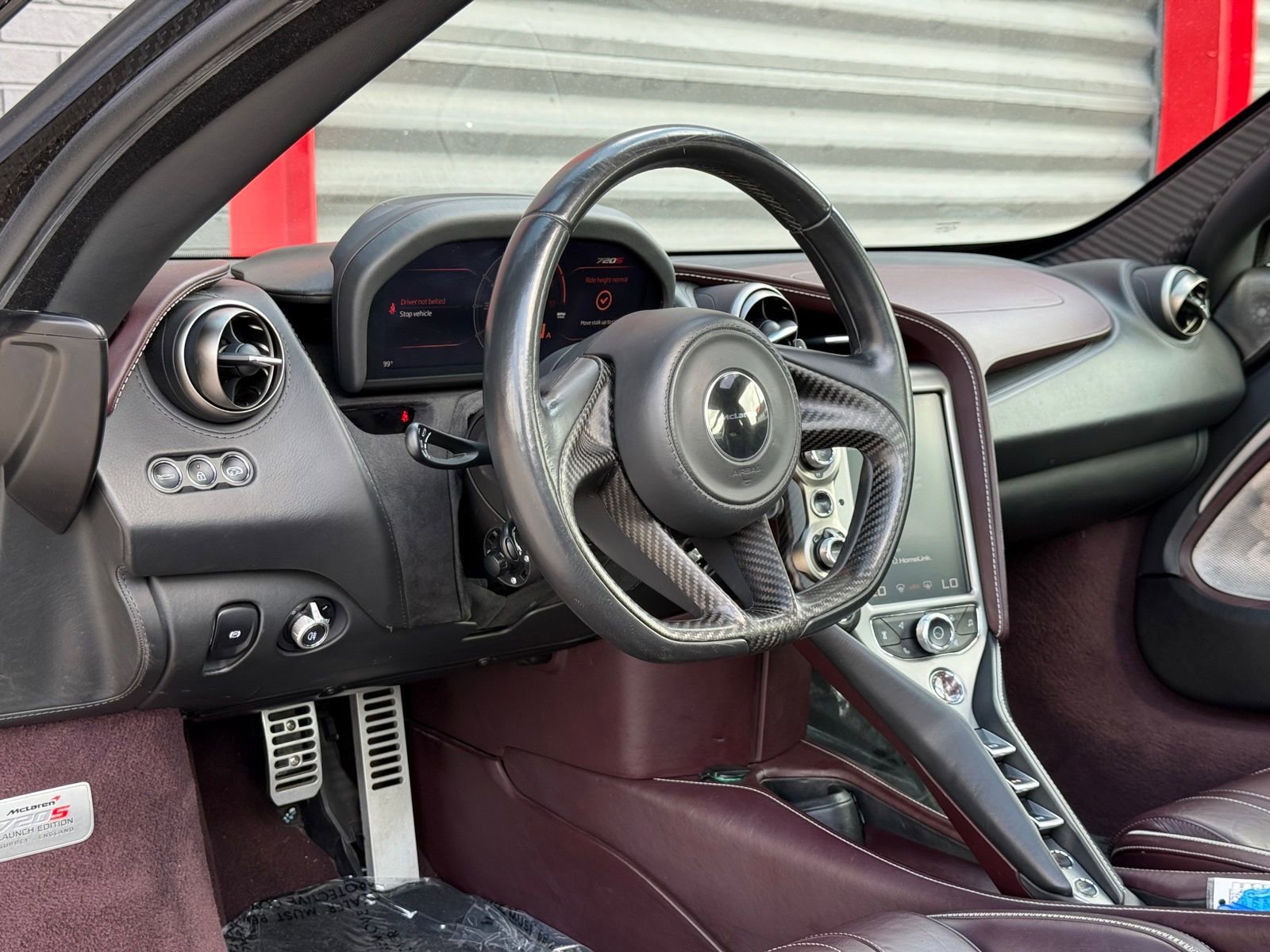 Used 2018 McLaren 720S RWD image 18