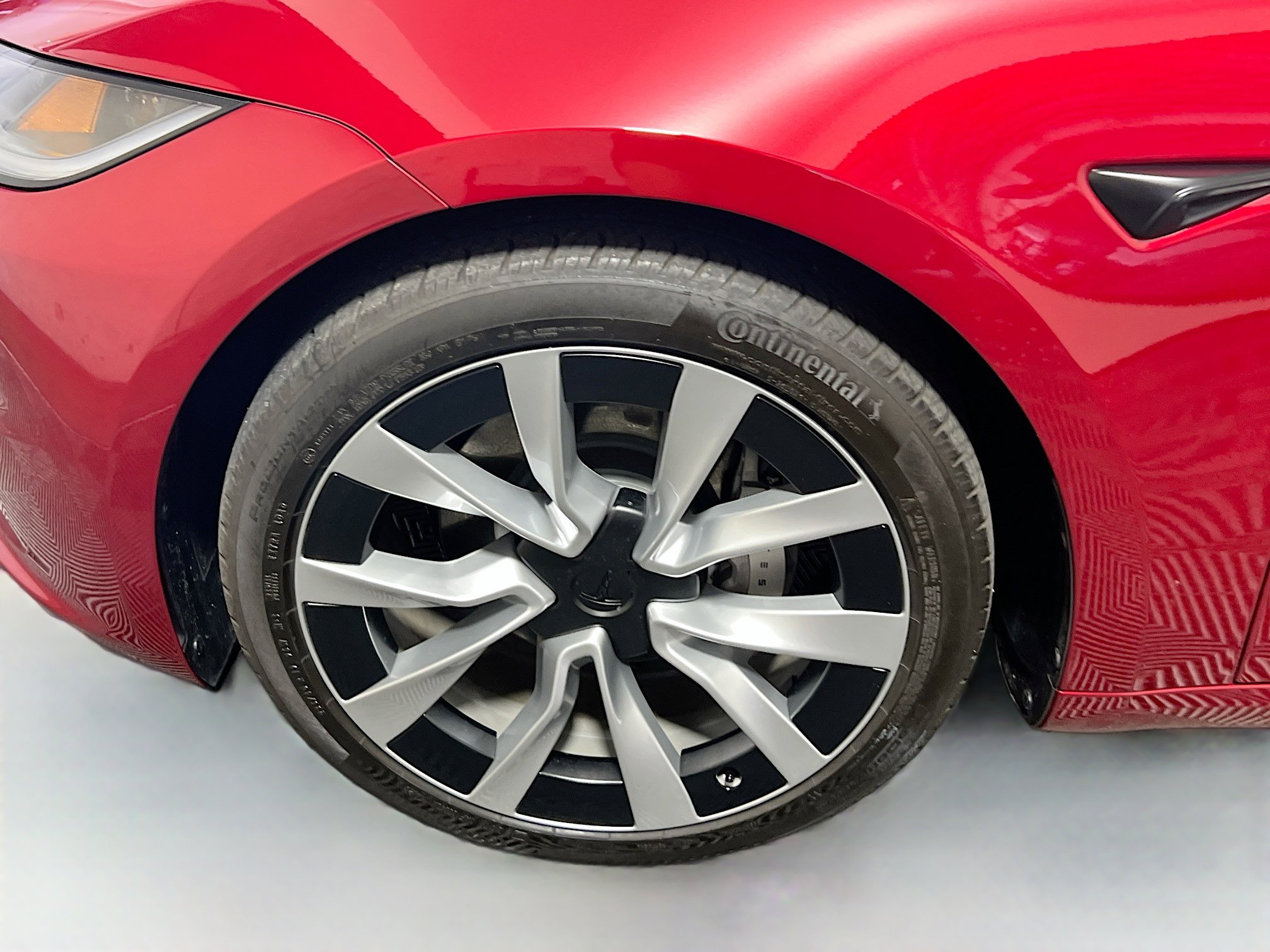 Used 2024 Tesla Model 3 Long Range AWD/4WD image 13
