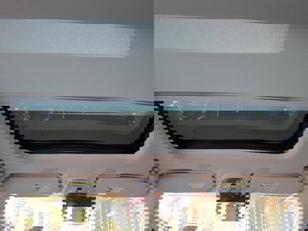 Certified 2021 Volvo V90 T6 Cross Country w/ Climate Package image 16