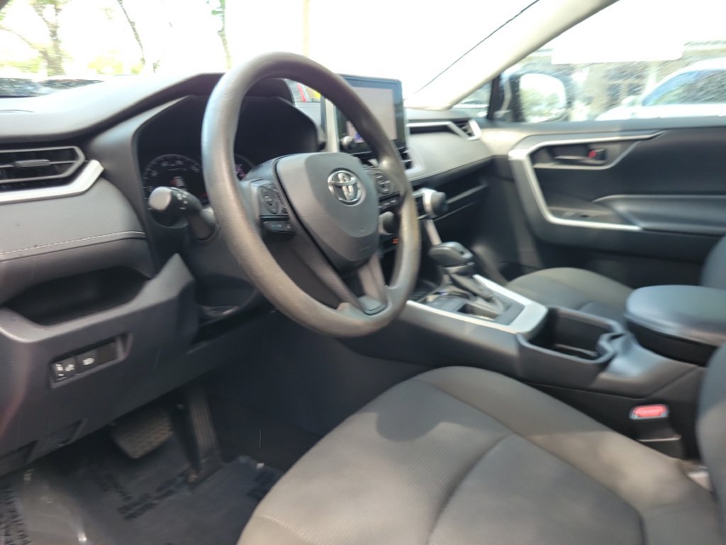 Used 2023 Toyota RAV4 LE FWD image 11