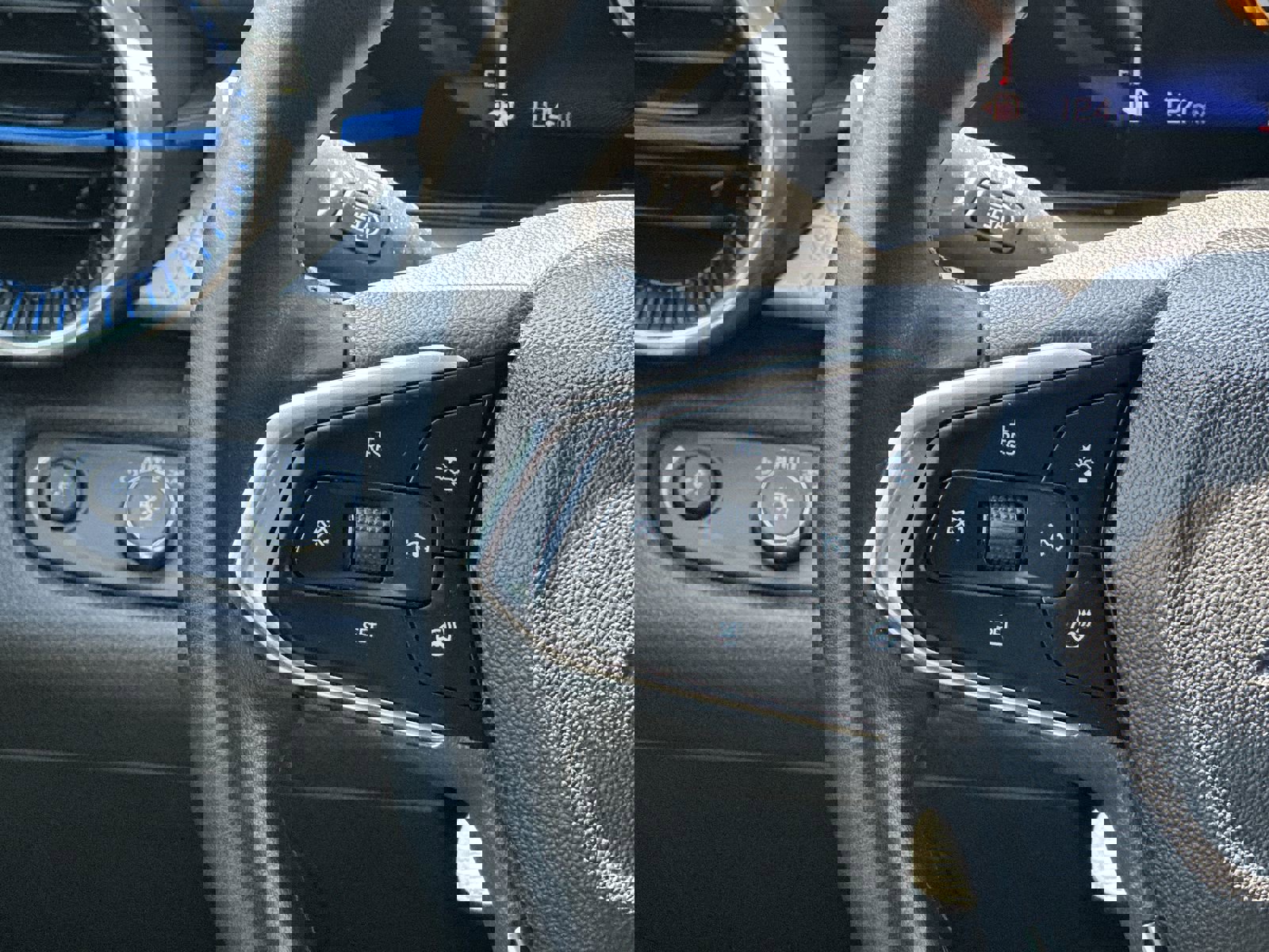 Used 2024 Chevrolet Trax LT w/ Driver Confidence Package image 20