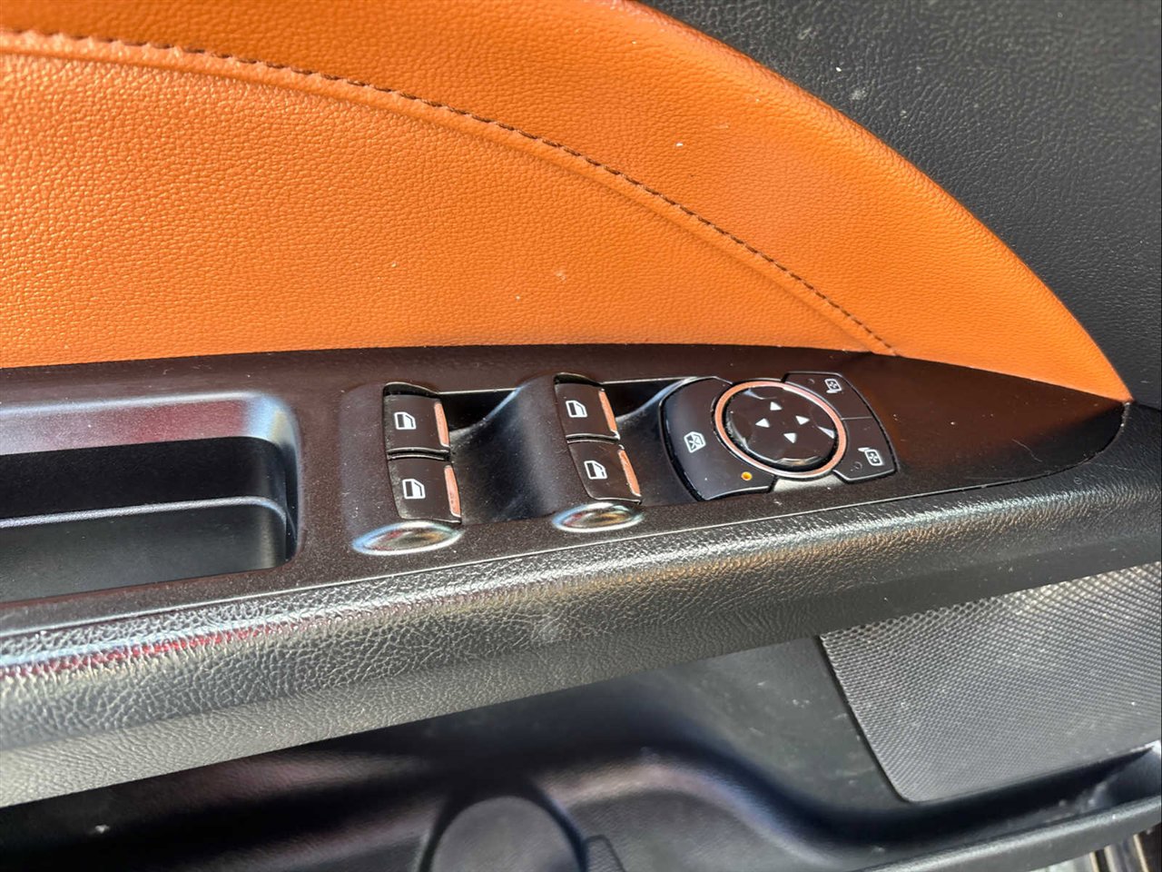 Used 2020 Ford Fusion Titanium image 11