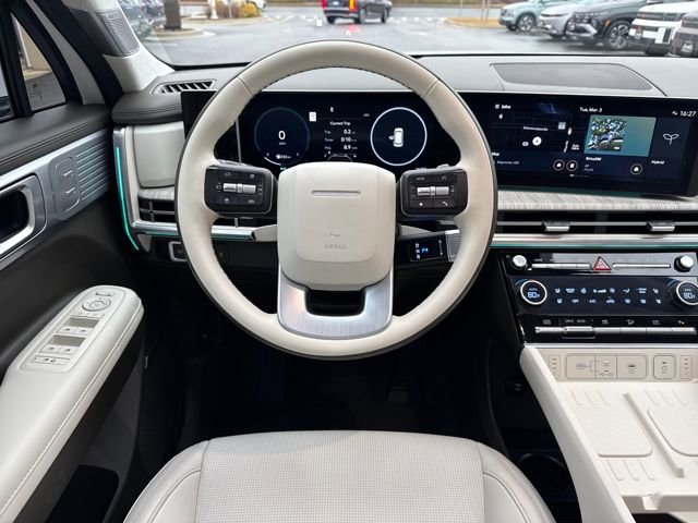 Certified 2025 Hyundai Santa Fe Calligraphy image 13