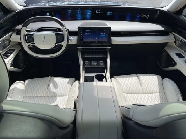Certified 2025 Lincoln Nautilus Black Label w/ Jet Appearance Package AWD/4WD image 16