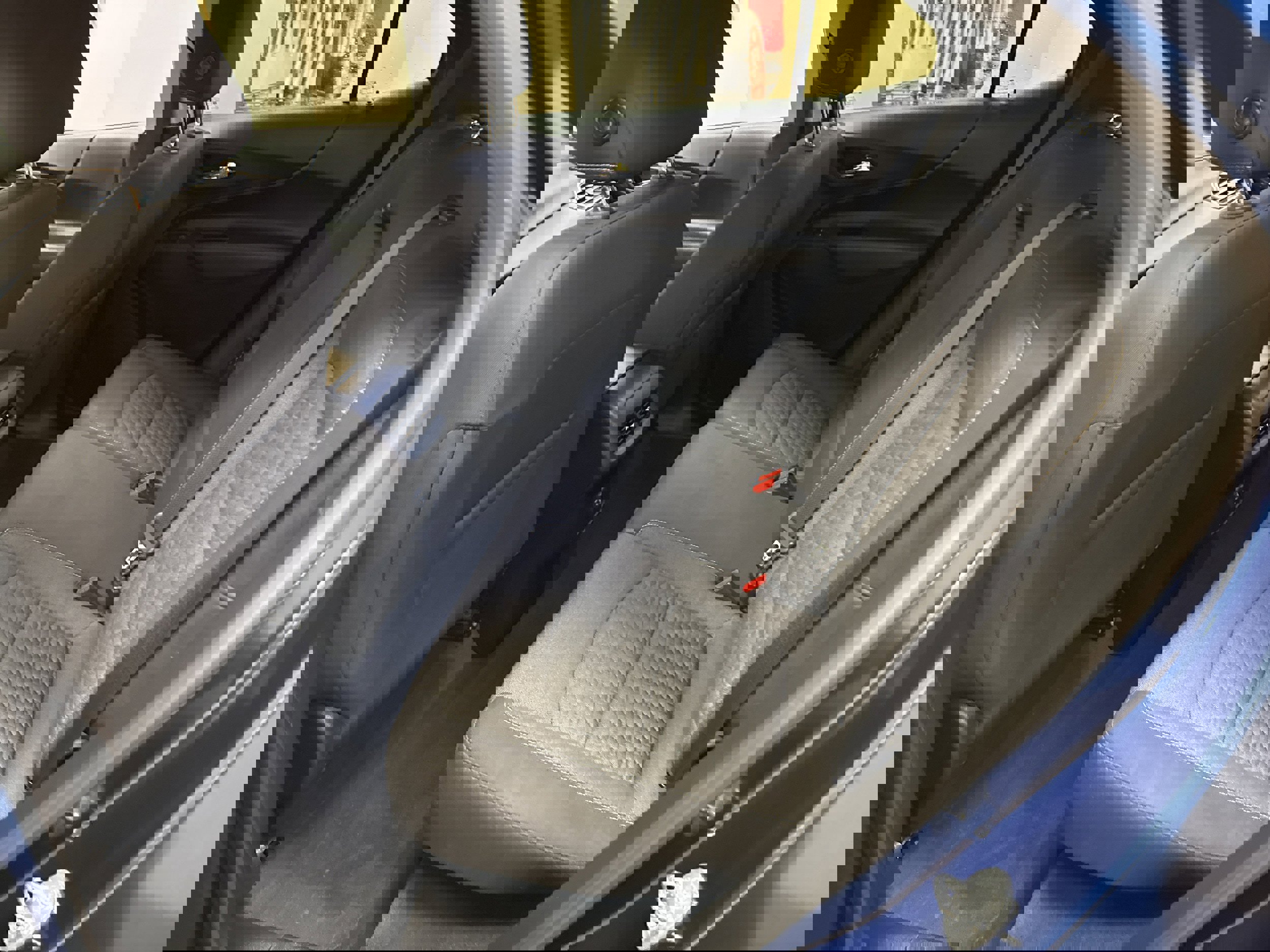 Used 2019 Chevrolet Equinox LT w/ Driver Convenience Package image 43