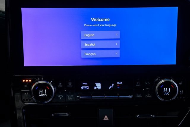 New 2026 Toyota Highlander Platinum image 22