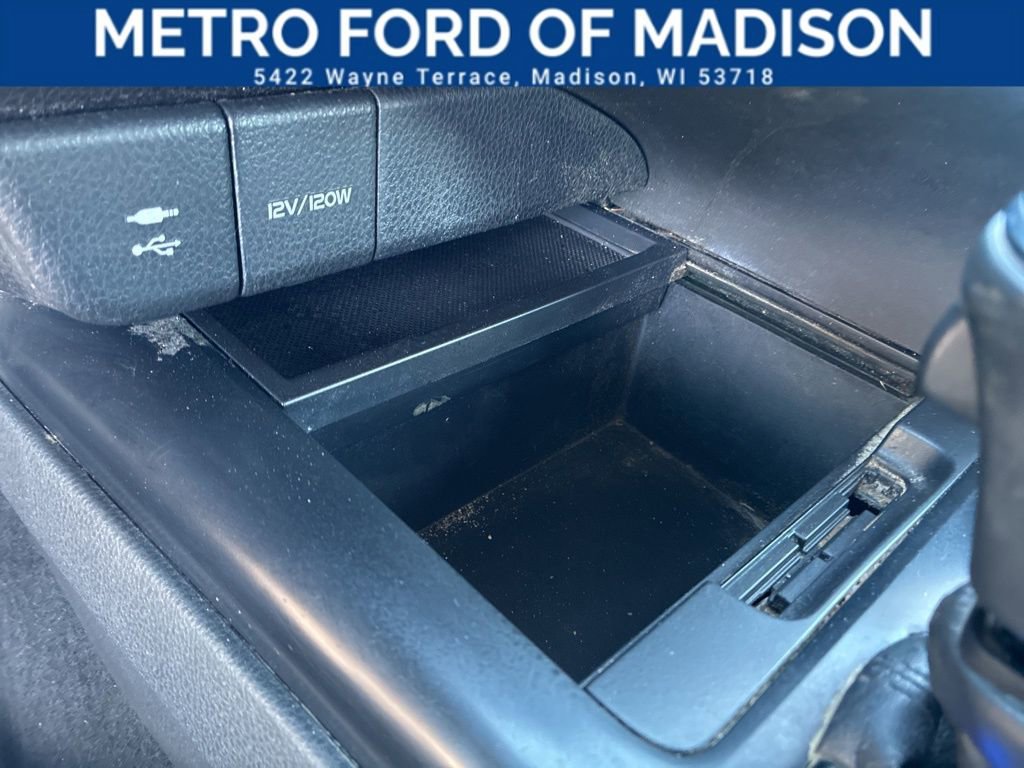 Used 2018 Toyota Camry SE w/ Moonroof Package image 18