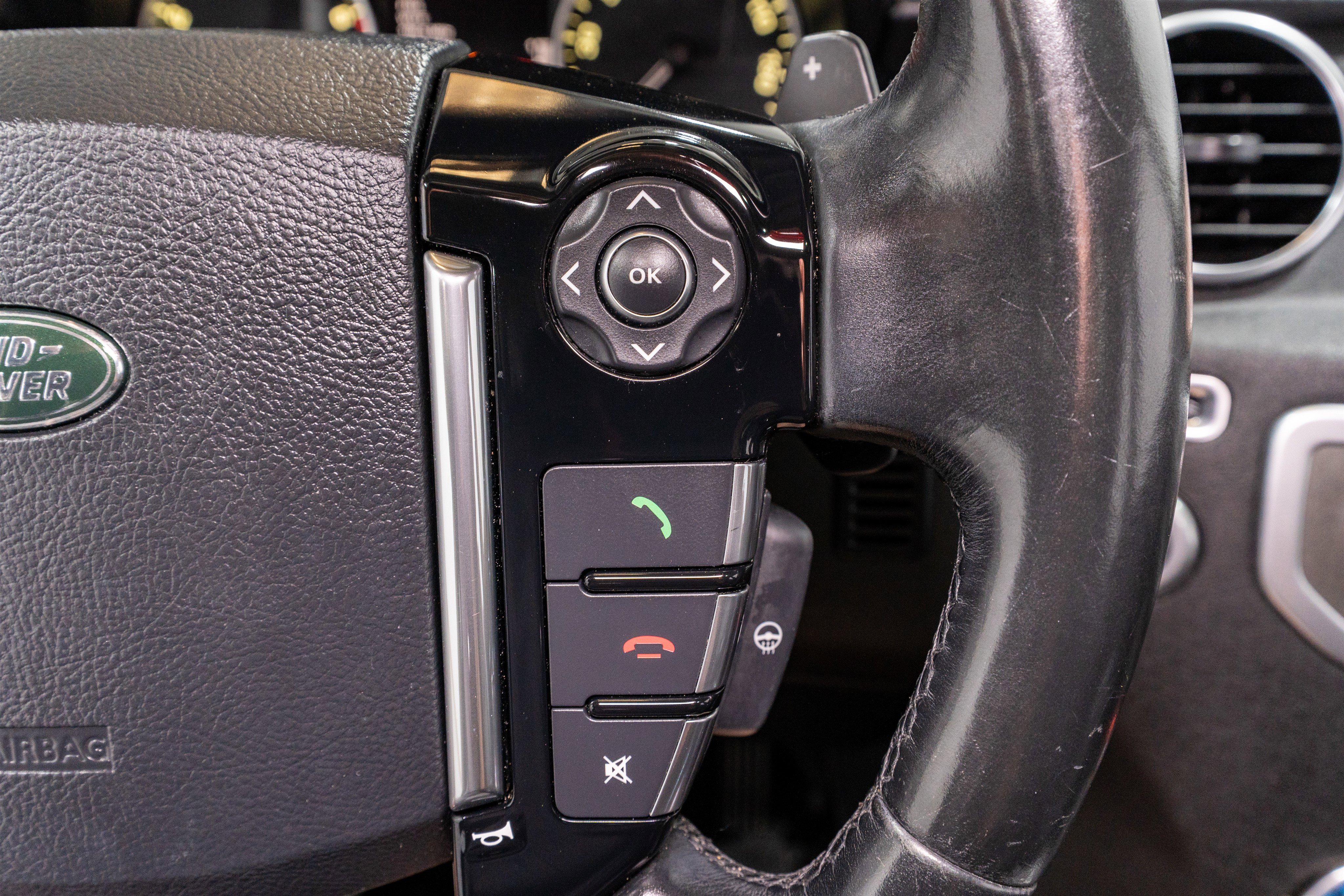 Used 2016 Land Rover LR4 HSE LUX image 29