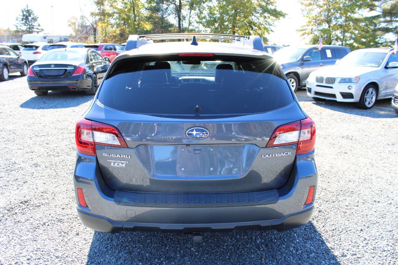 Used 2016 Subaru Outback 2.5i Premium AWD/4WD image 8
