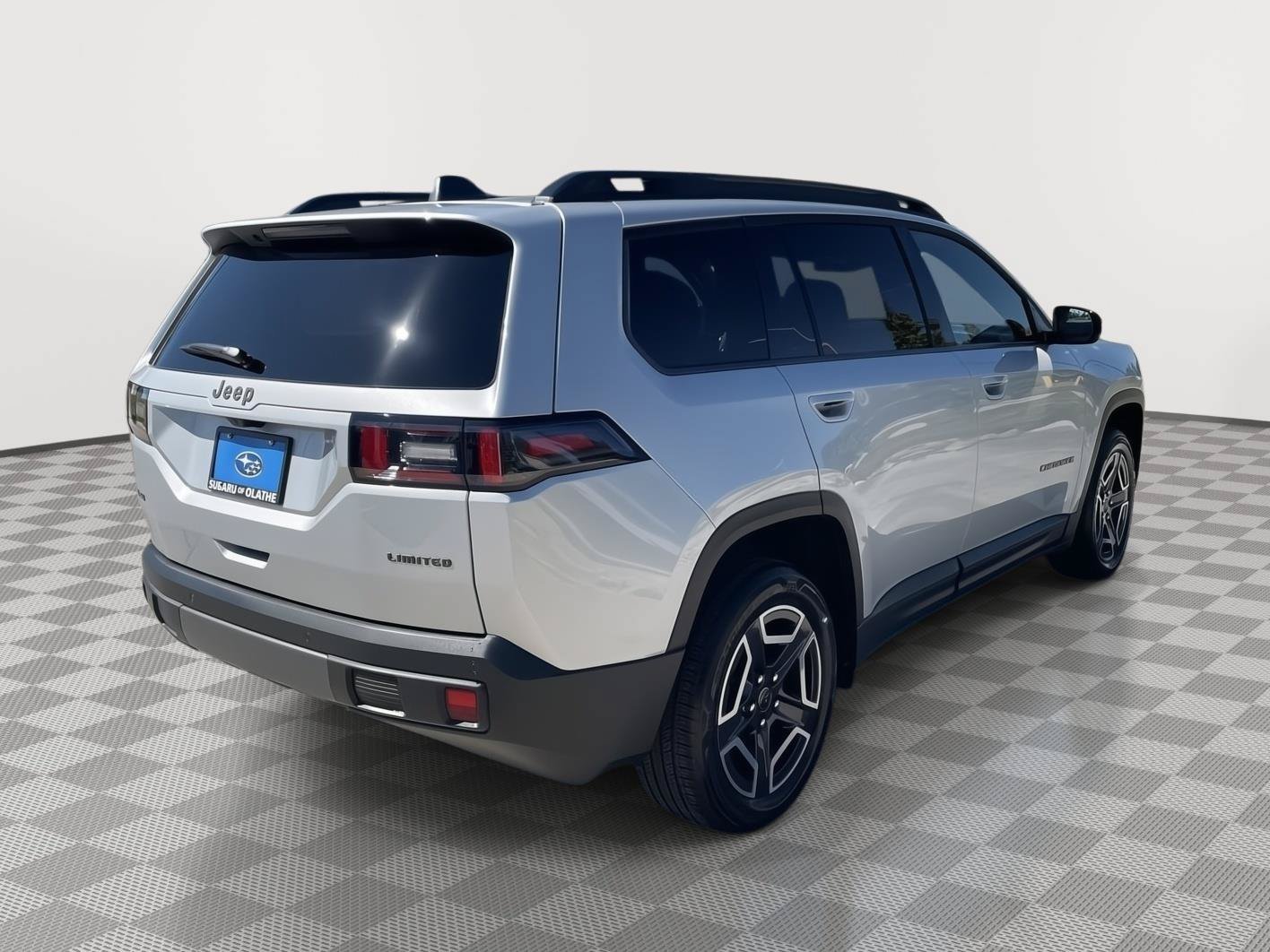 Used 2026 Jeep Cherokee Limited AWD/4WD image 12