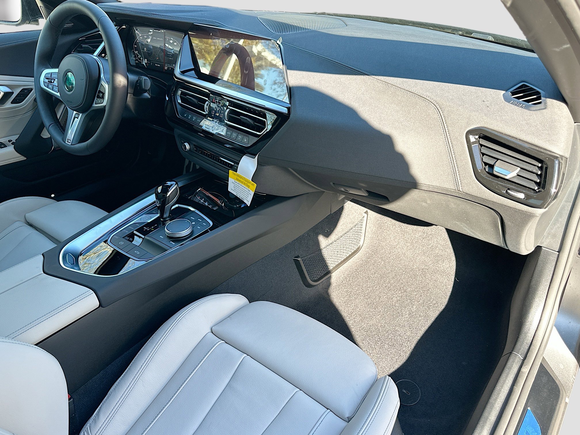 New 2026 BMW Z4 M40i w/ Premium Package image 22