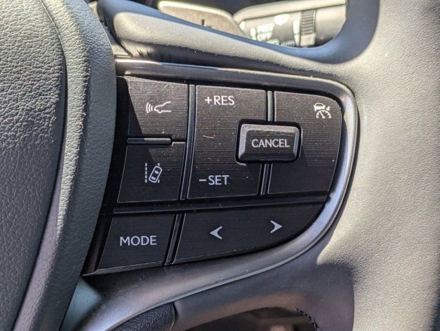 Used 2023 Lexus ES 300h w/ Premium Package FWD image 18