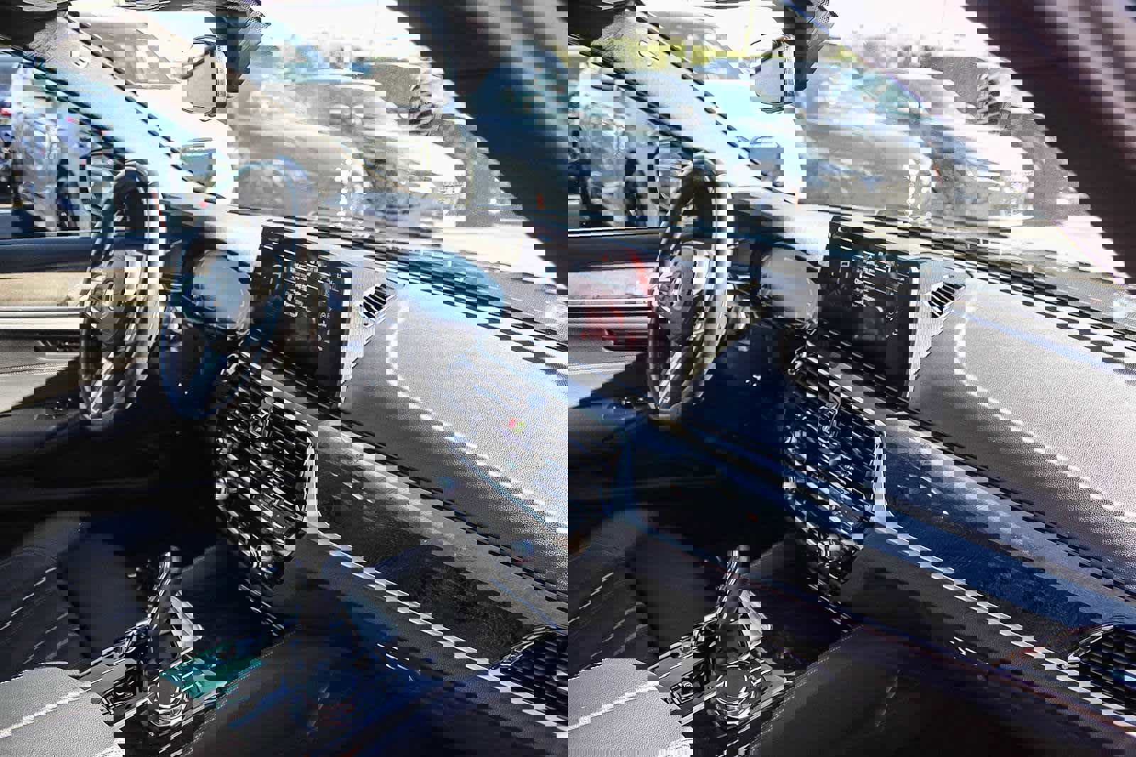 Used 2023 BMW 530e 530e w/ M Sport Package image 17