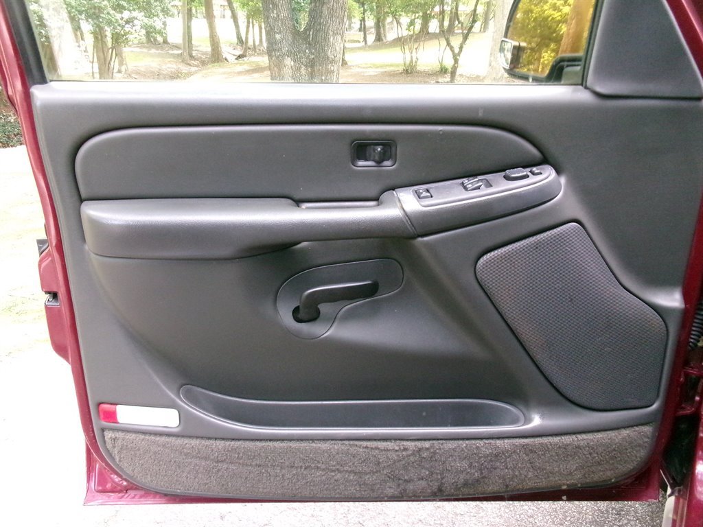 Used 2004 Chevrolet Silverado 1500 LS RWD image 10