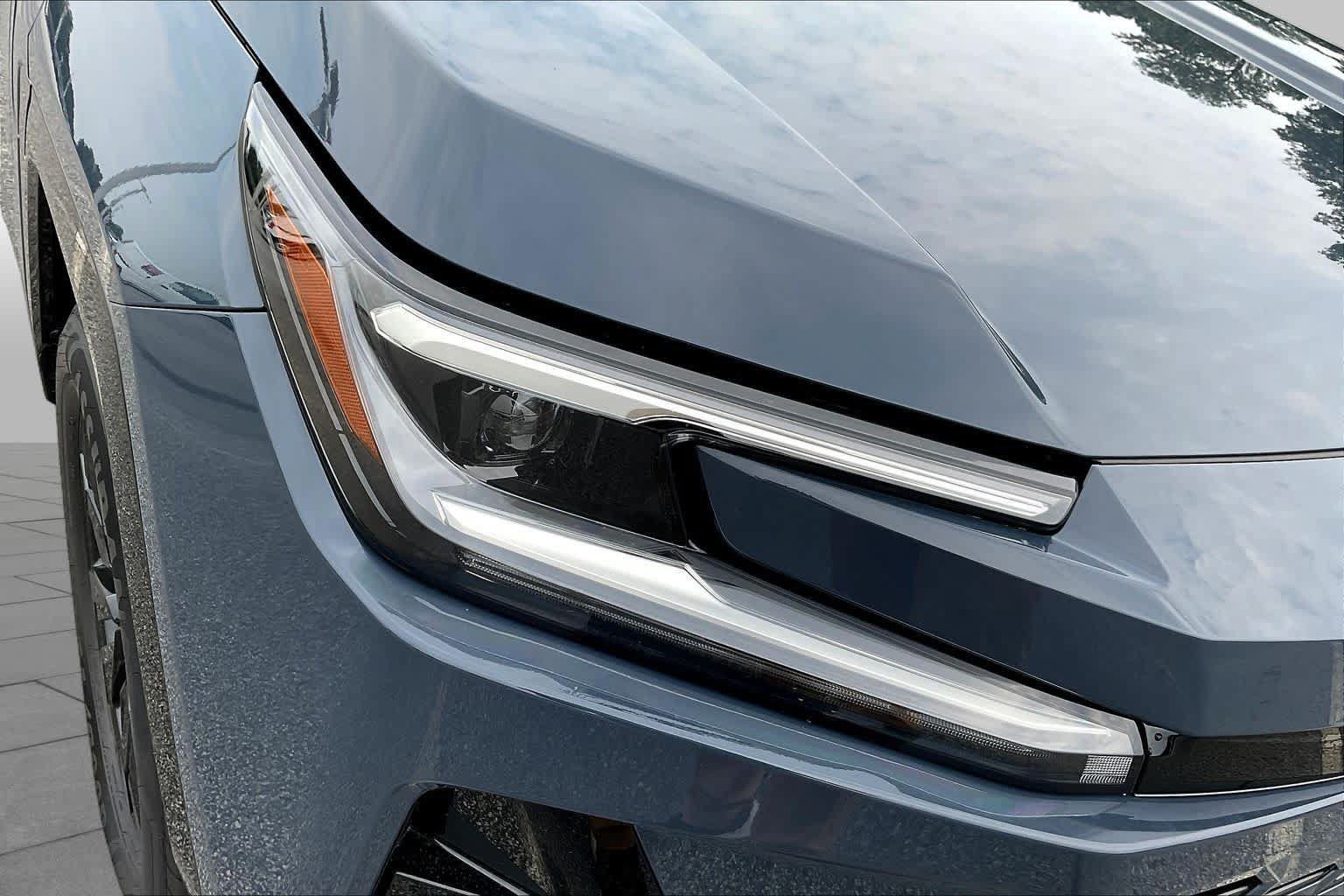 New 2026 Toyota RAV4 SE AWD/4WD image 13