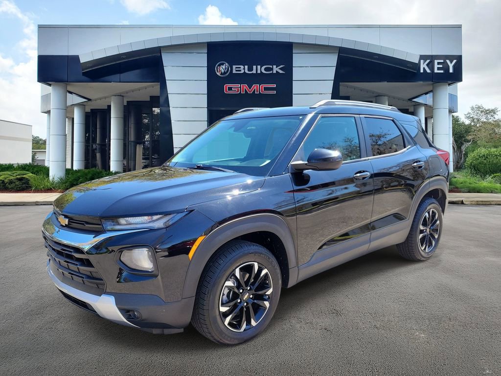 Used 2021 Chevrolet TrailBlazer LT w/ Convenience Package image 2