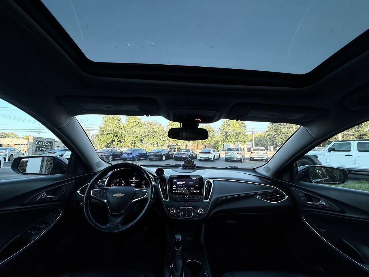 Used 2021 Chevrolet Malibu Premier FWD image 16