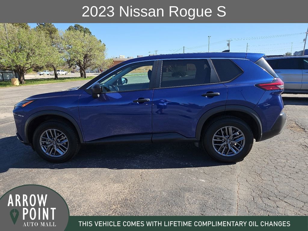 Used 2023 Nissan Rogue S image 7
