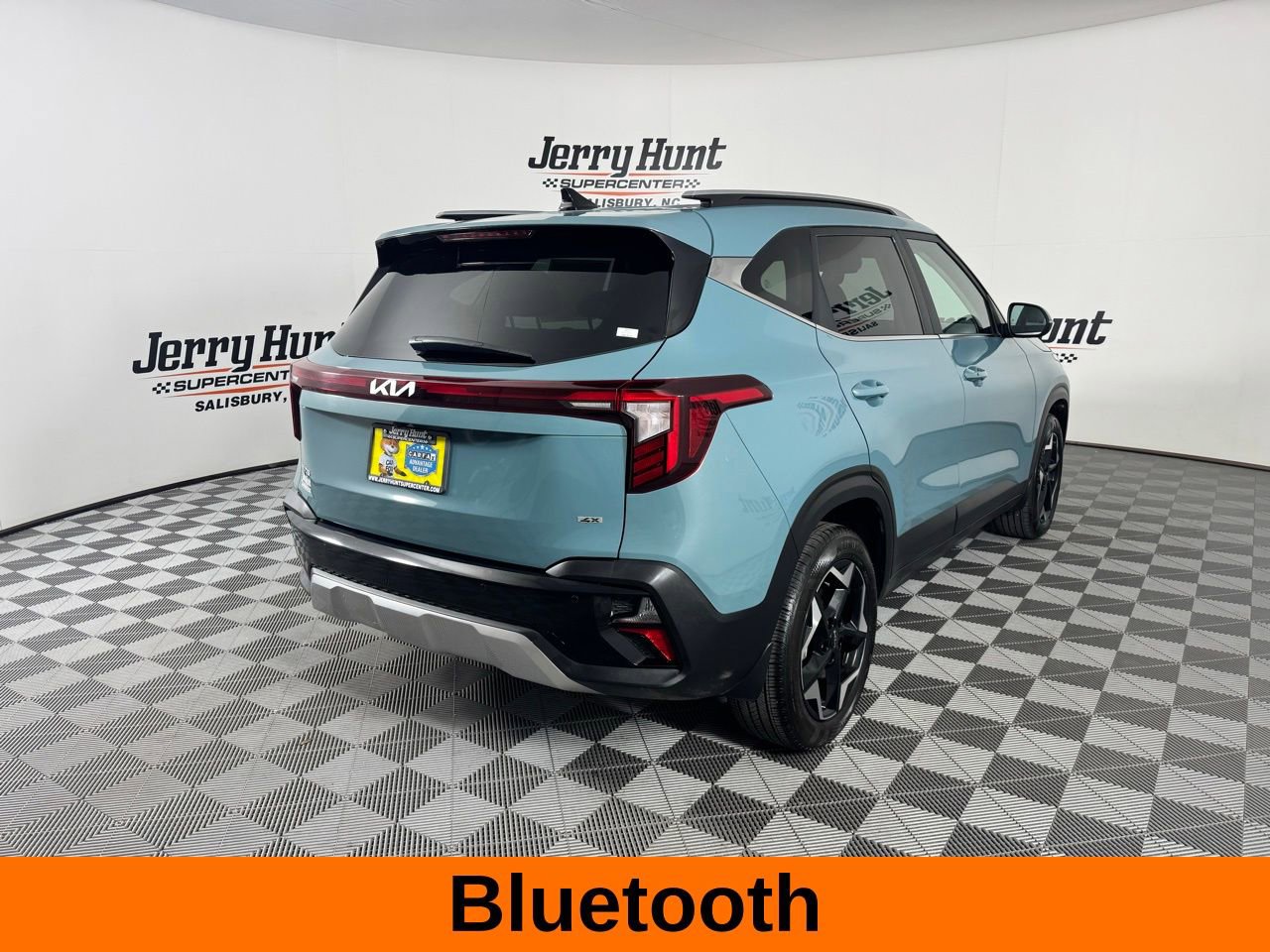 Used 2025 Kia Seltos EX image 7
