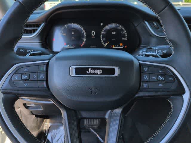 Certified 2023 Jeep Grand Cherokee Laredo AWD/4WD image 22