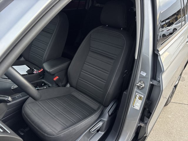 Used 2024 Volkswagen Tiguan S image 18