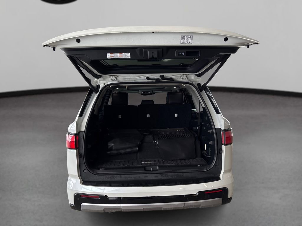 Used 2023 Toyota Sequoia Limited w/ TRD Off-Road Package image 11