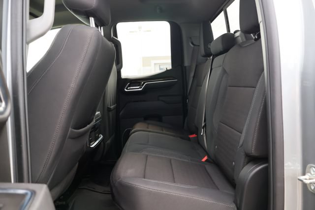 Used 2025 GMC Sierra 1500 Elevation w/ Preferred Package AWD/4WD image 8