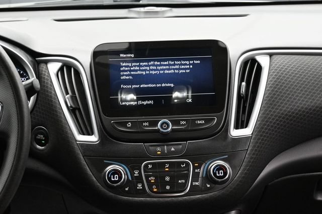 Used 2024 Chevrolet Malibu LT FWD image 11
