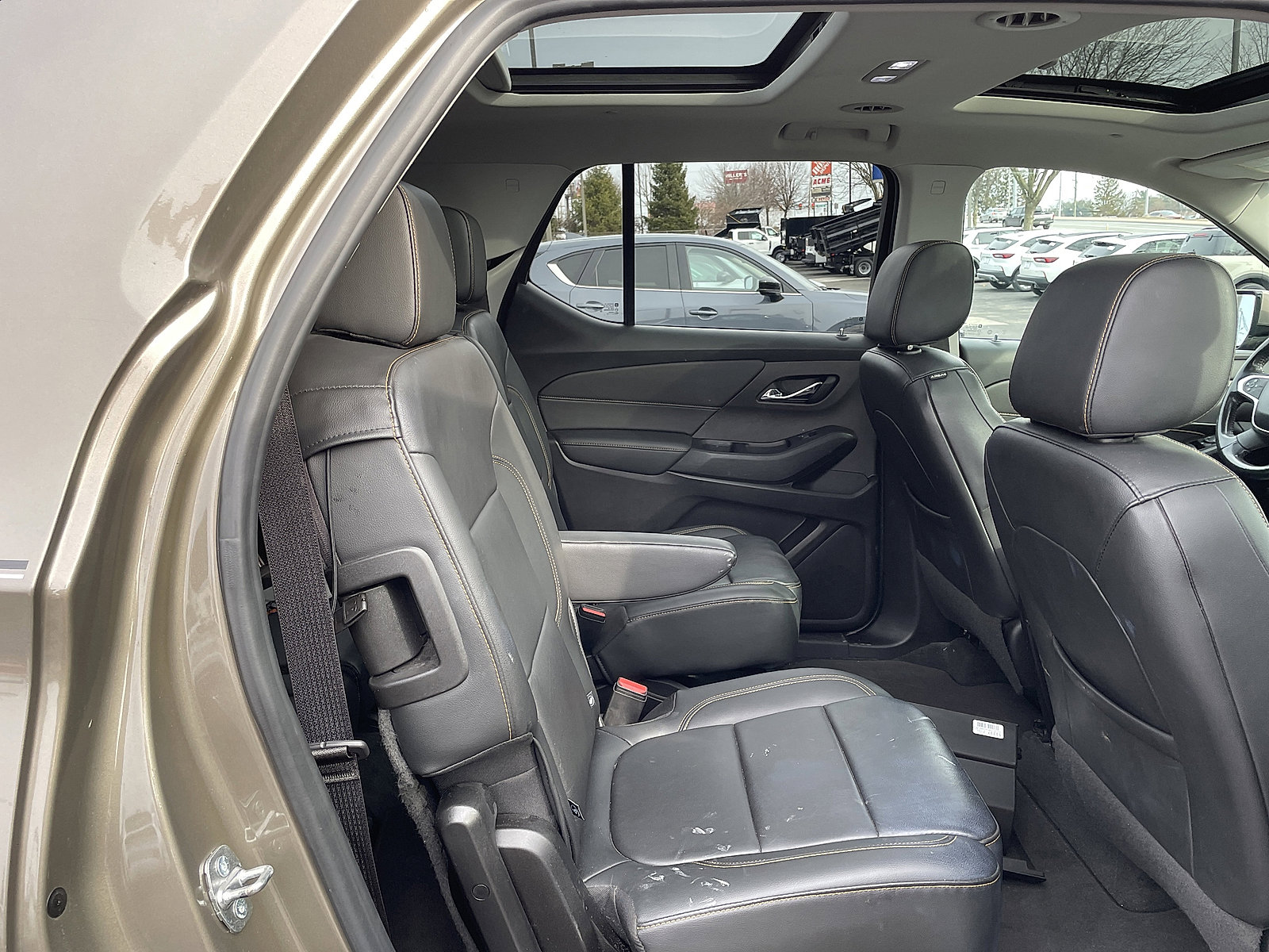 Used 2020 Chevrolet Traverse LT w/ LT Premium Package image 19