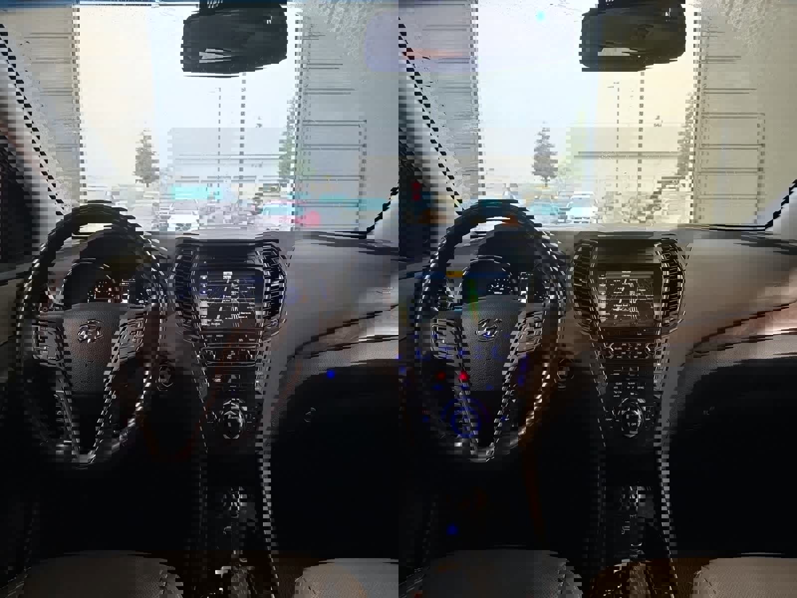 Used 2018 Hyundai Santa Fe SE image 14