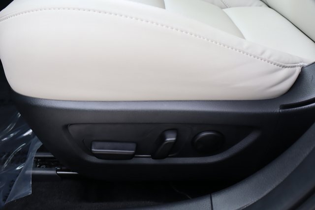 Certified 2025 MAZDA CX-30 AWD 2.5 S w/ Preferred Package image 11