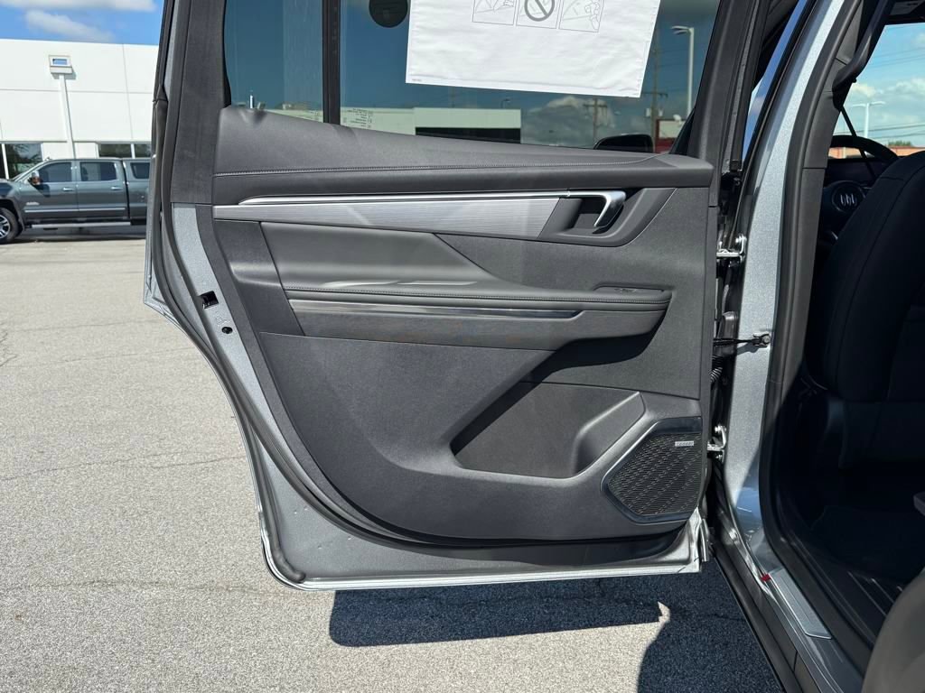 New 2026 Buick Enclave Preferred w/ Power Package image 25