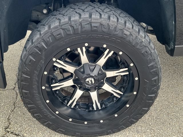Used 2018 Chevrolet Silverado 1500 Custom w/ Custom Value Package AWD/4WD image 6
