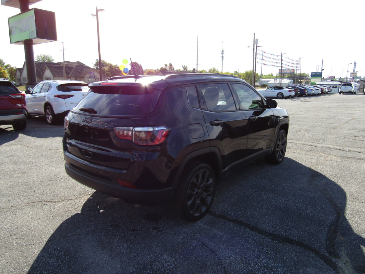 Used 2021 Jeep Compass Latitude w/ Sun and Sound Group image 7