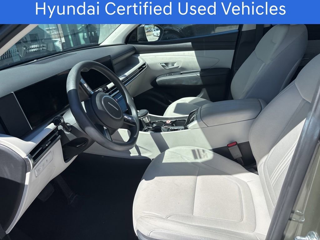 Certified 2025 Hyundai Tucson SEL image 3