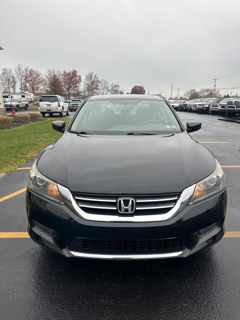 Used 2015 Honda Accord Sport image 2