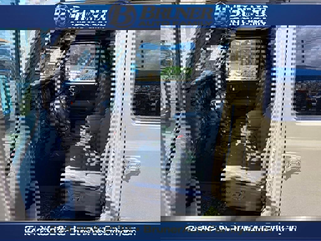 New 2026 Jeep Gladiator Mojave AWD/4WD image 11