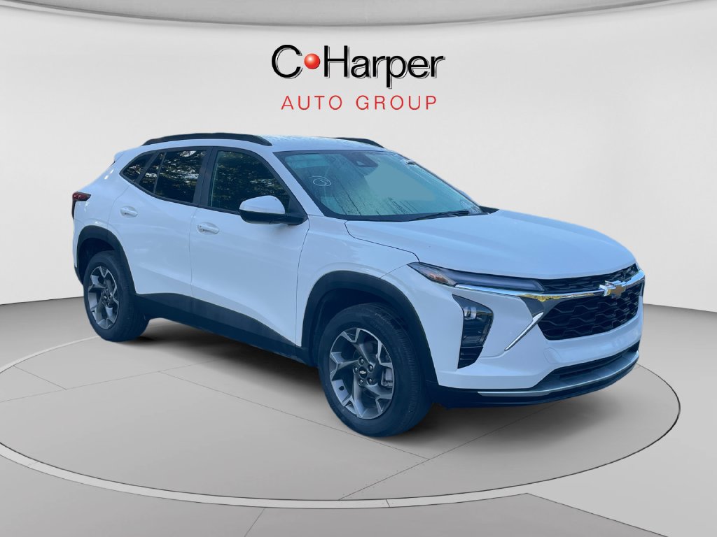 Used 2025 Chevrolet Trax LT w/ Driver Confidence Package