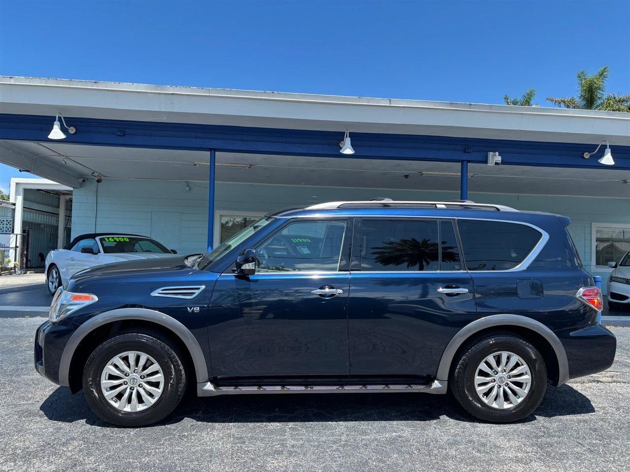 Used 2018 Nissan Armada SV w/ Driver Package RWD image 2