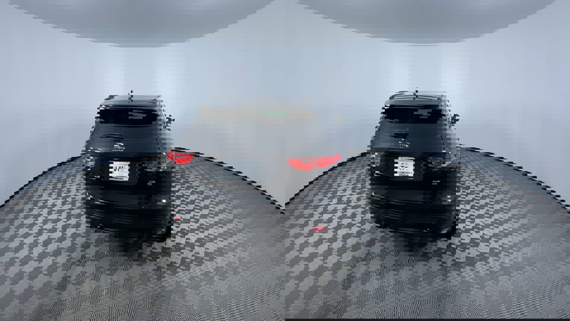 Used 2020 Jaguar F-PACE Prestige image 8