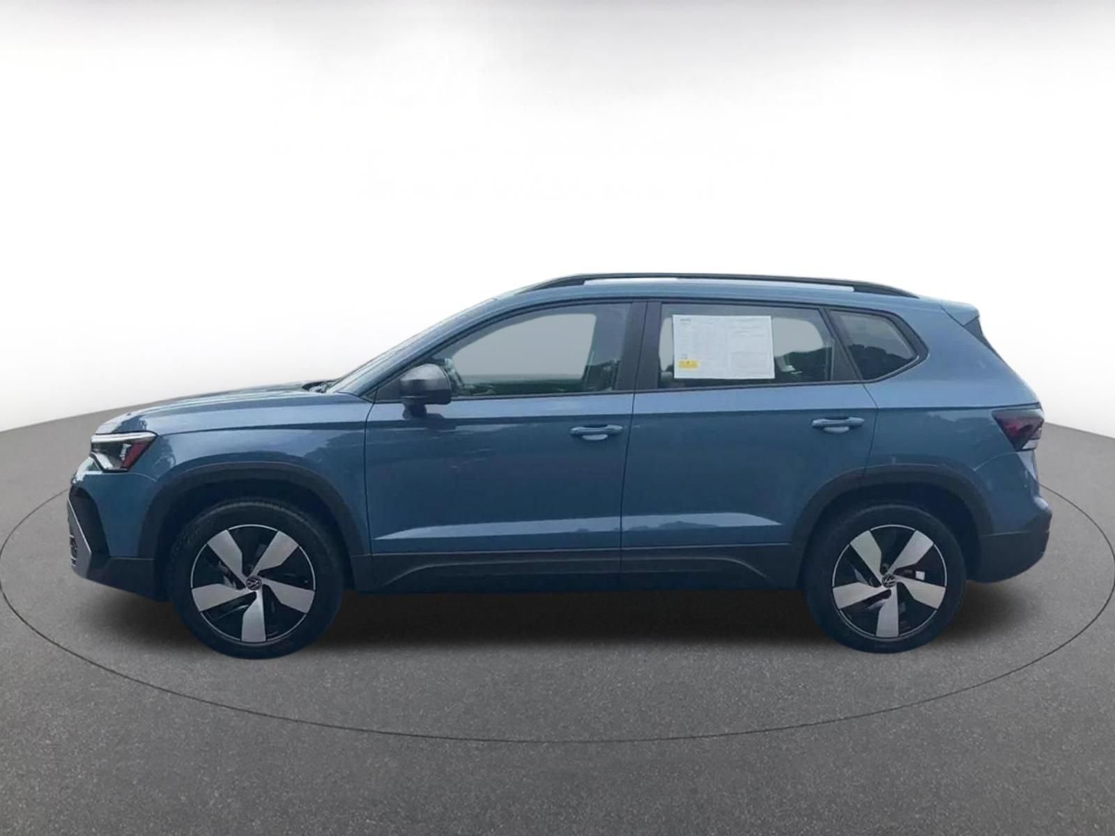 Used 2026 Volkswagen Taos S AWD/4WD image 8