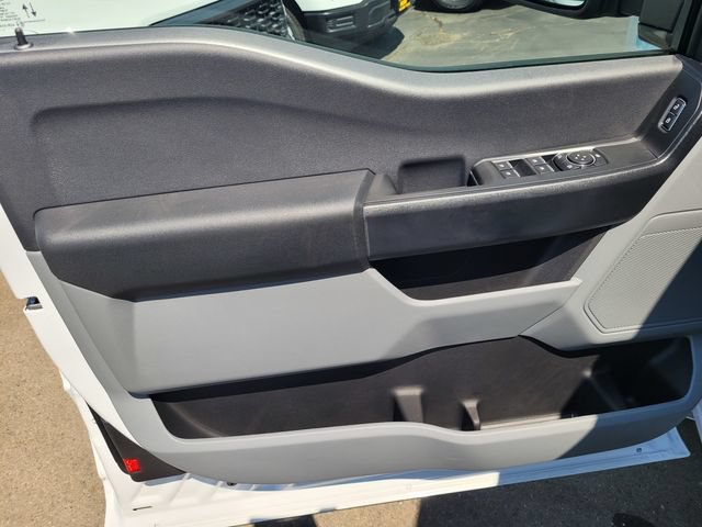 New 2026 Ford F250 XL w/ XL Chrome Package RWD image 8
