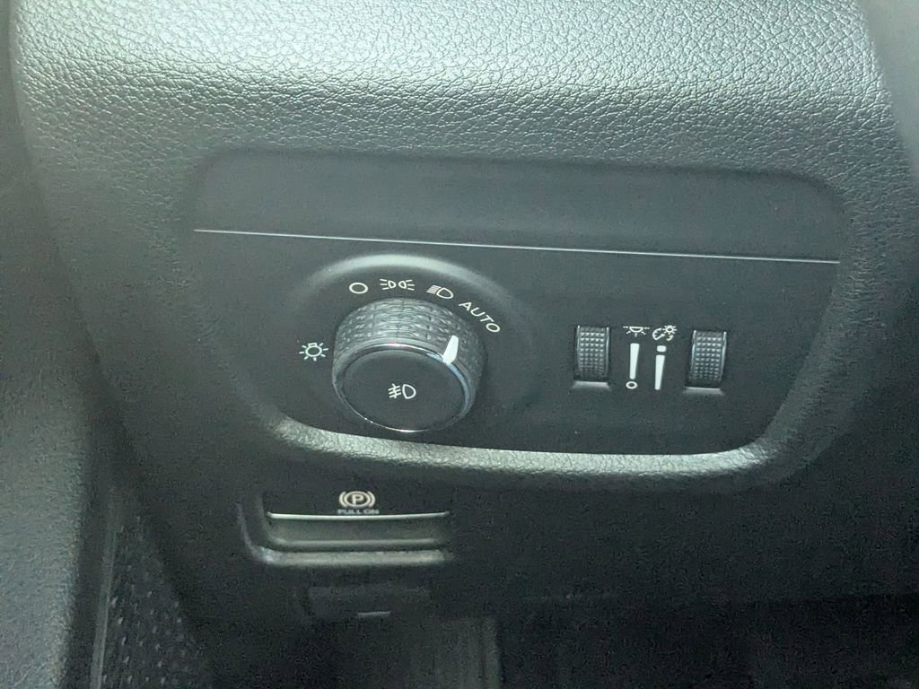 New 2025 Jeep Grand Cherokee Limited image 18